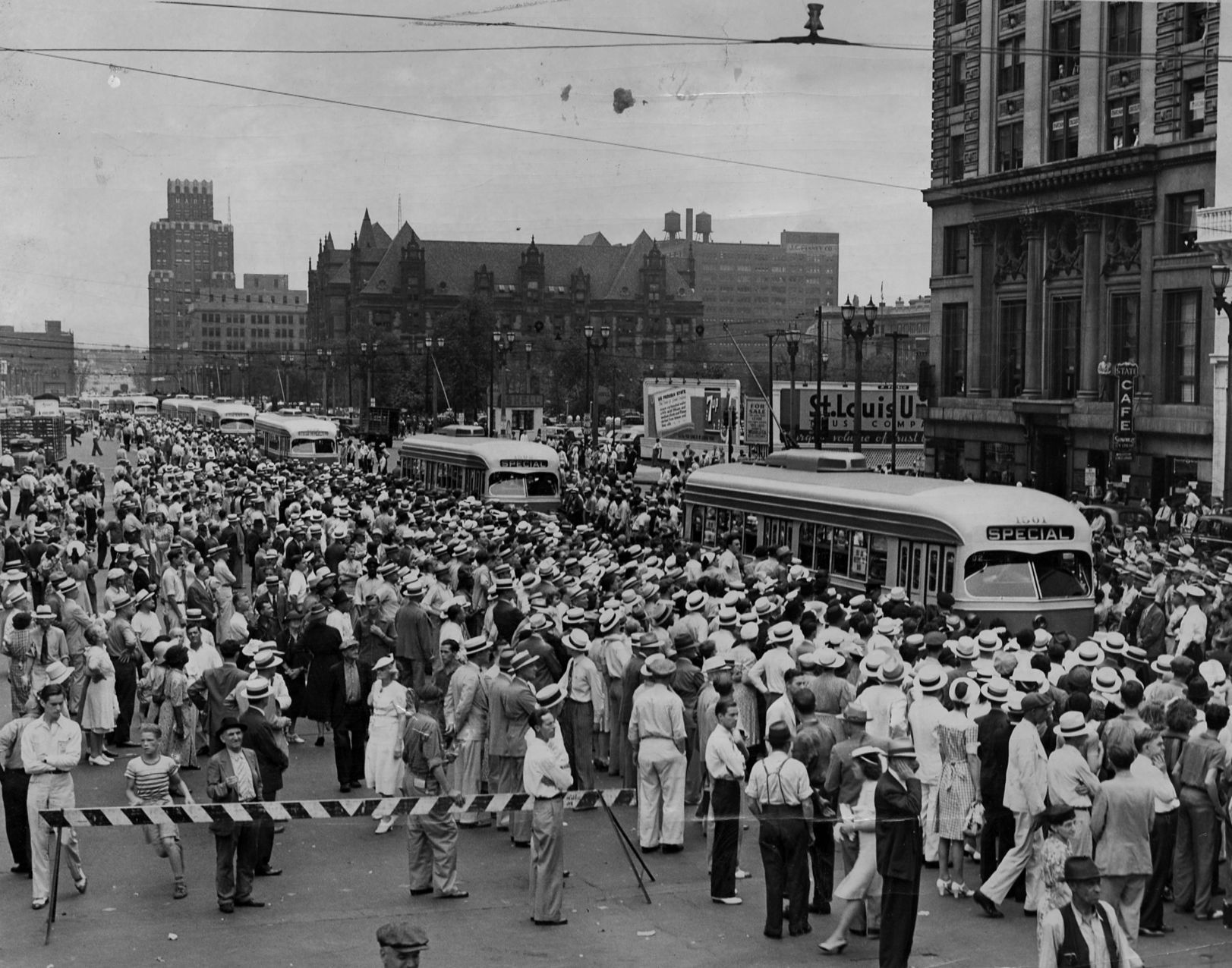 Look Back: St. Louis' streetcar demise